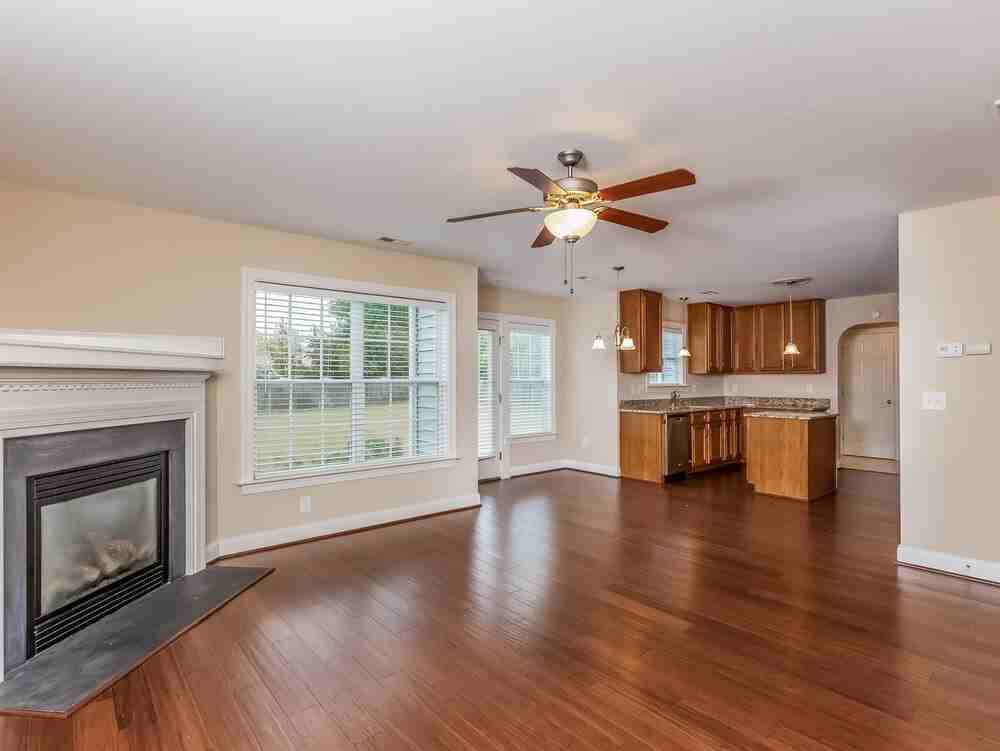 601 Monterey Pine Dr - Photo 2 of 14