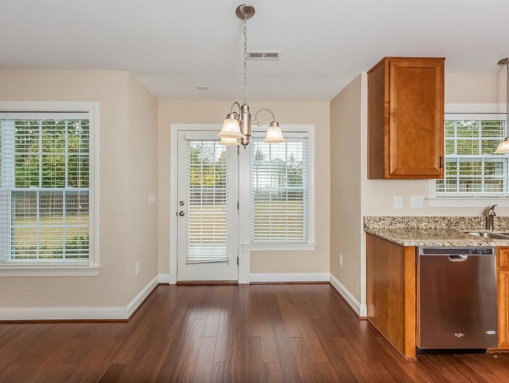 601 Monterey Pine Dr - Photo 5 of 14