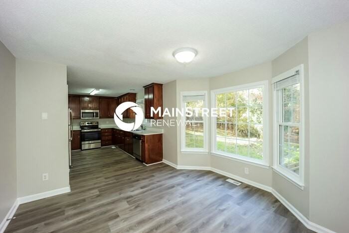 130 Butterfield Ln - Photo 6 of 18