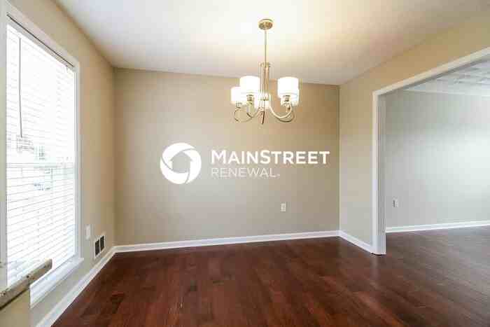 6005 Delilah Ct - Photo 5 of 15