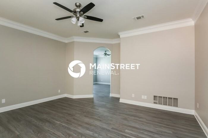 242 Irick Ct - Photo 3 of 16