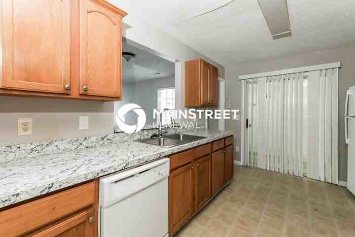 6233 Hickory Lane Cir - Photo 7 of 18