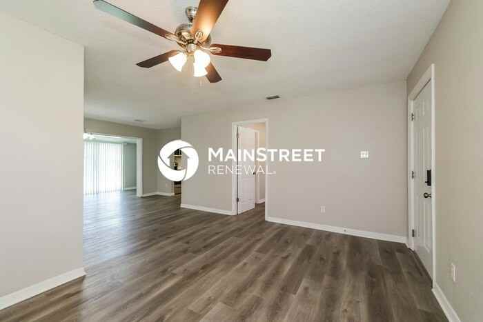 1662 Willie Mays Parkway - Photo 3 of 16