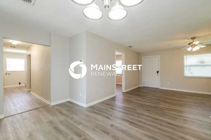 1662 Willie Mays Parkway - Photo 4 of 16