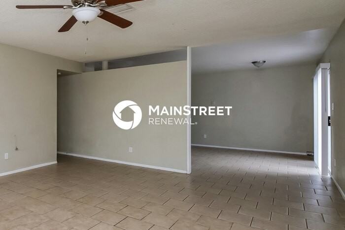 4708 E Chambers St - Photo 7 of 16