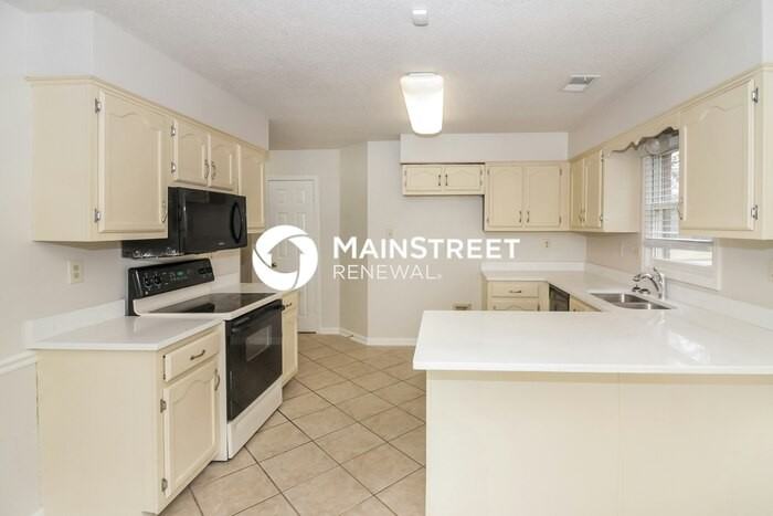 8925 Walnut Forest Cv - Photo 6 of 17