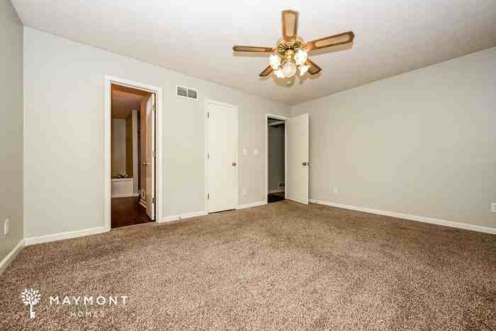 353 Sherwood Cir Se - Photo 7 of 12