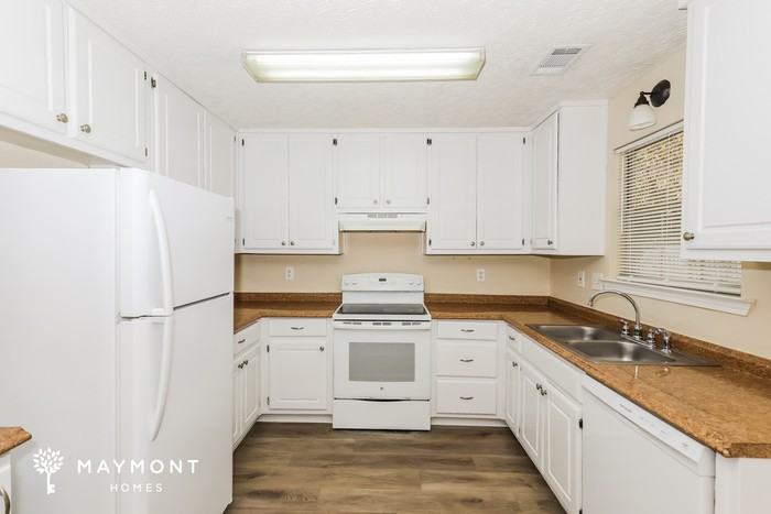 331 Ashton Pl - Photo 6 of 12