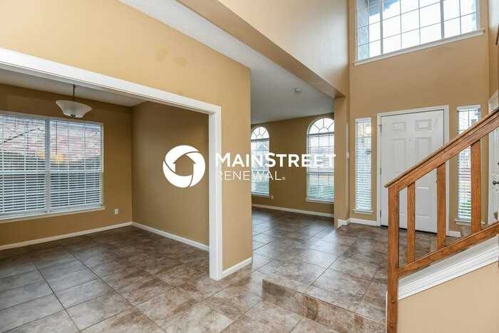 2208 Havenwood Dr - Photo 4 of 17