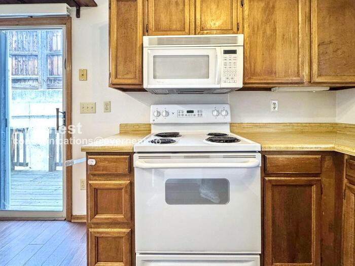 7507 South Steele Street - Photo 6 of 24