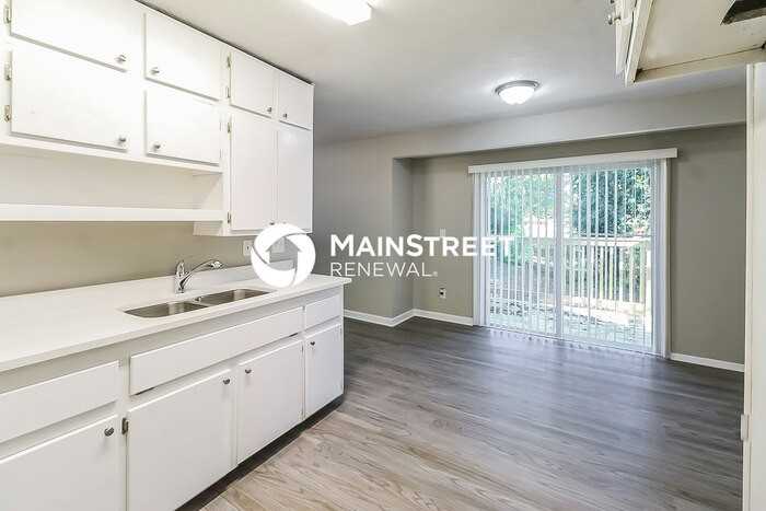 3212 Pine Branch Ct - Photo 6 of 16