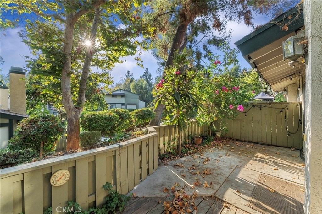 3555 Bottlebrush - Photo 2 of 23