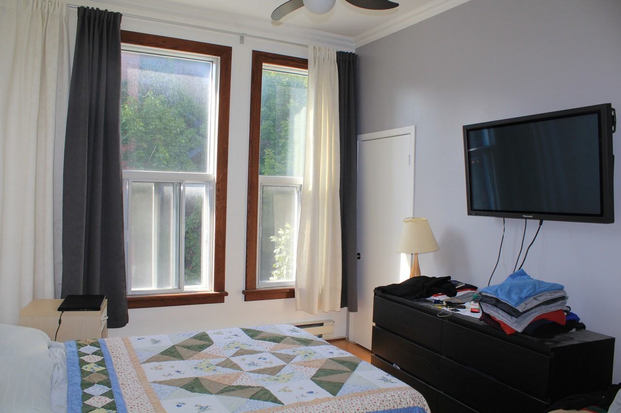 3789 Rue De Bullion 1 - Photo 2 of 11