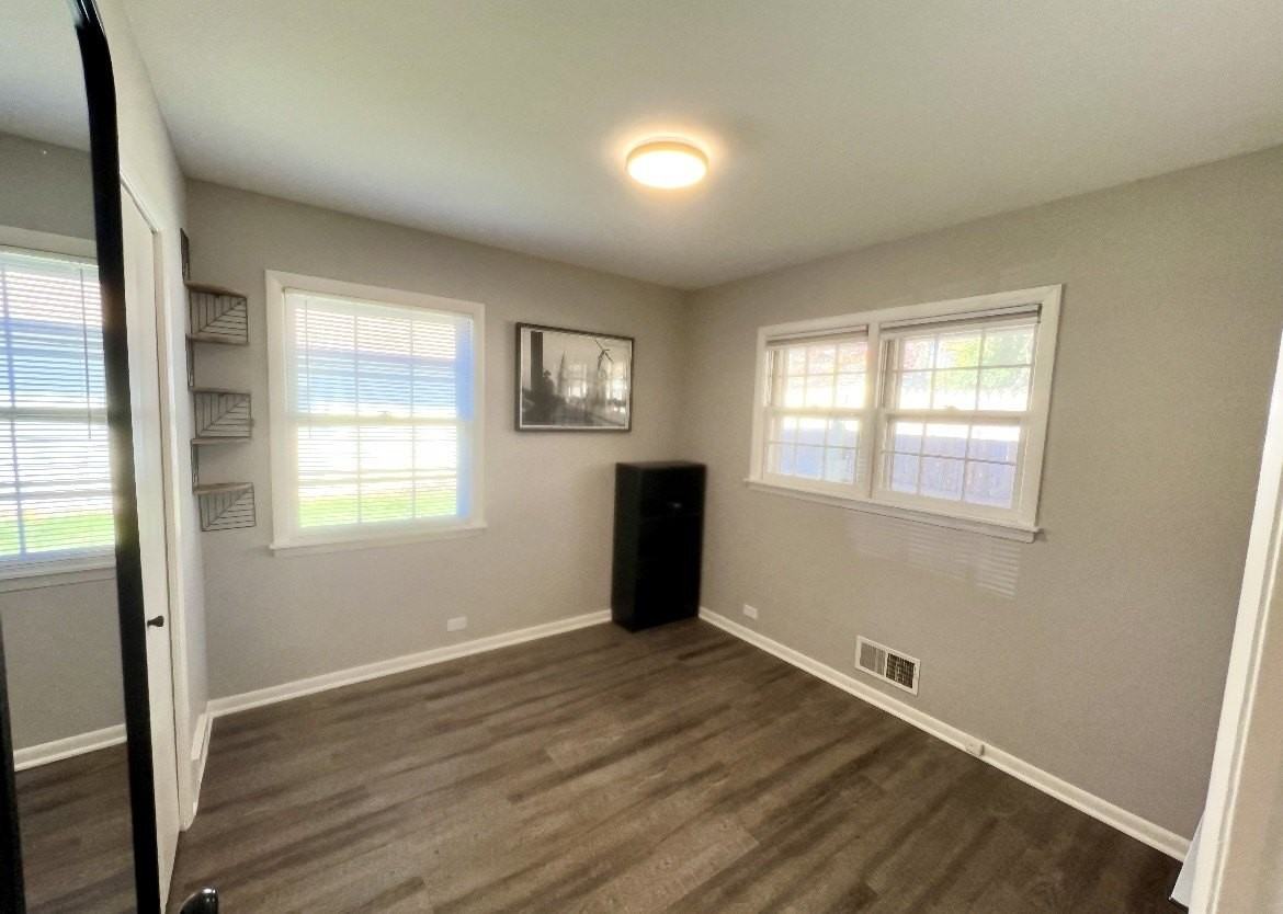 104 Michigan Ave - Photo 7 of 12