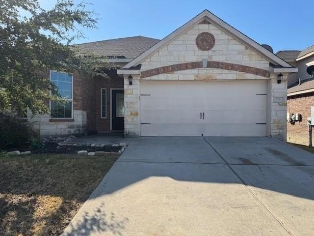 2217 Mulberry Dr - Photo 2 of 12