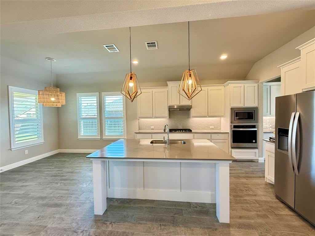 3476 Evergreen Way - Photo 6 of 22