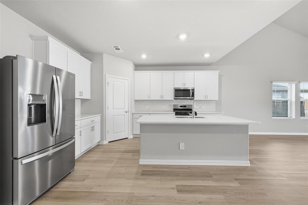 610 River Ridge Dr - Photo 4 of 23