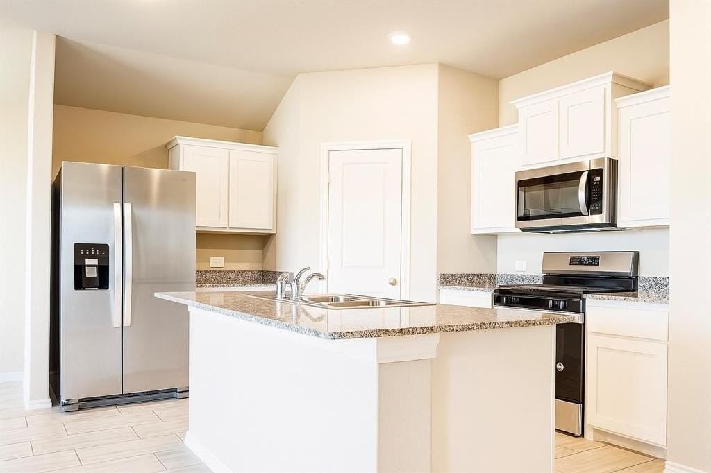 772 Cofer Way - Photo 2 of 12