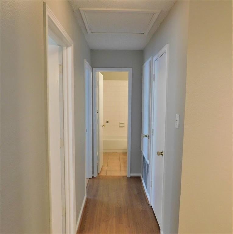 1404 Wenatchee Dr - Photo 5 of 32