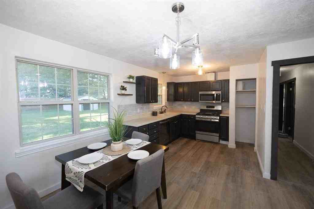 600 Scenic Dr - Photo 3 of 16