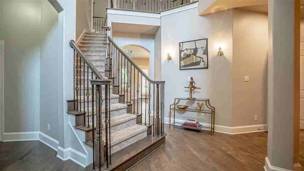 6067 Chippewa Trl - Photo 5 of 34