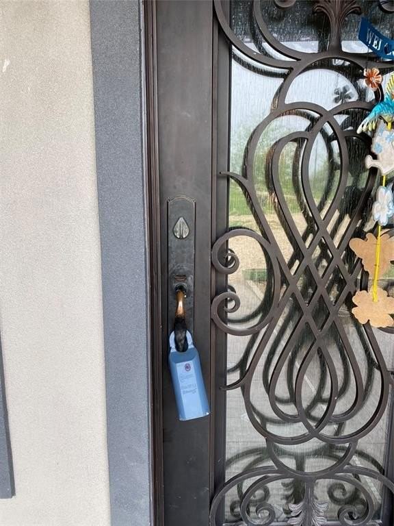 5017 Sw County Road 2404 - Photo 2 of 15