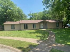 featured image of 625 W Pentagon Pkwy