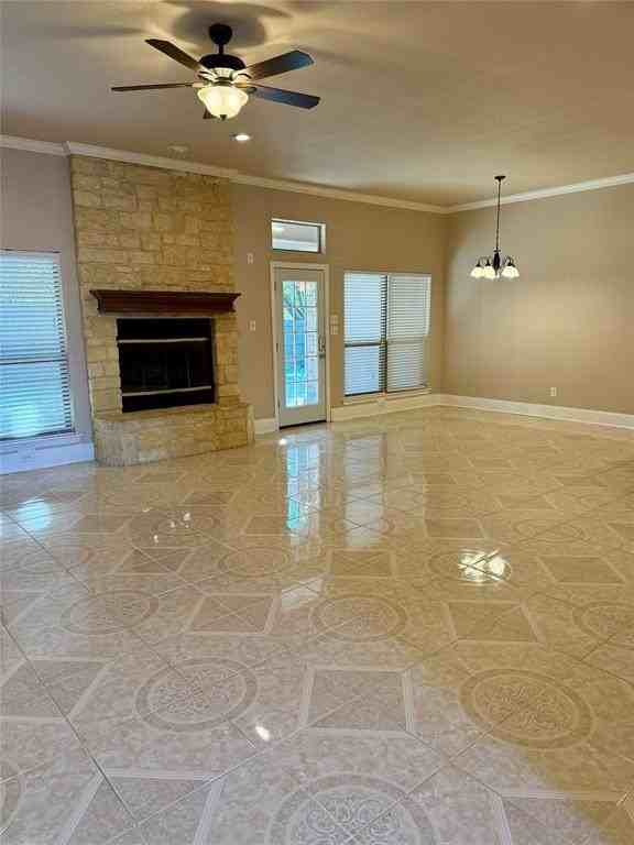 106 Wellington Ct - Photo 3 of 29