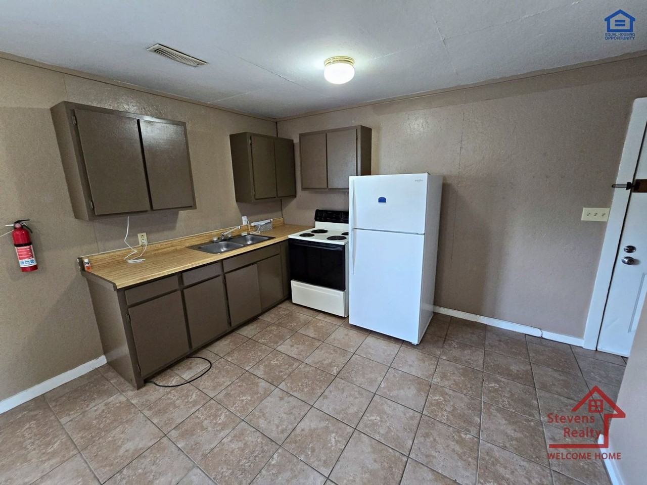 620 Allie Lane #3 - Photo 3 of 8