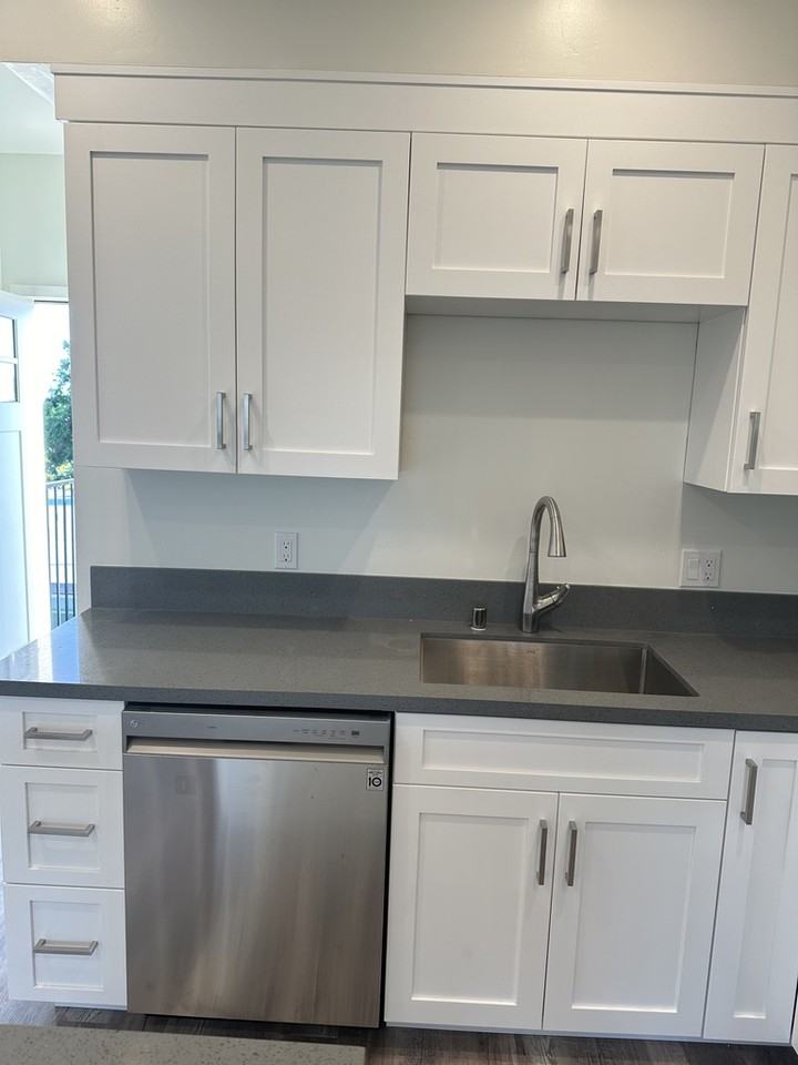 4684 Craigie Street - Photo 5 of 15