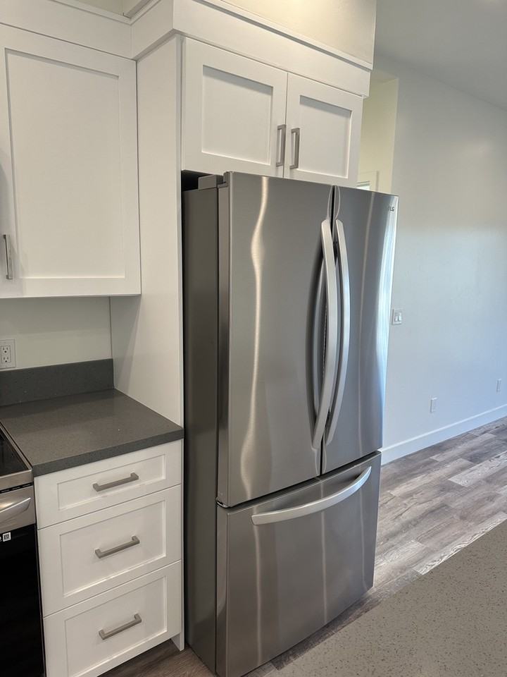 4684 Craigie Street - Photo 6 of 15