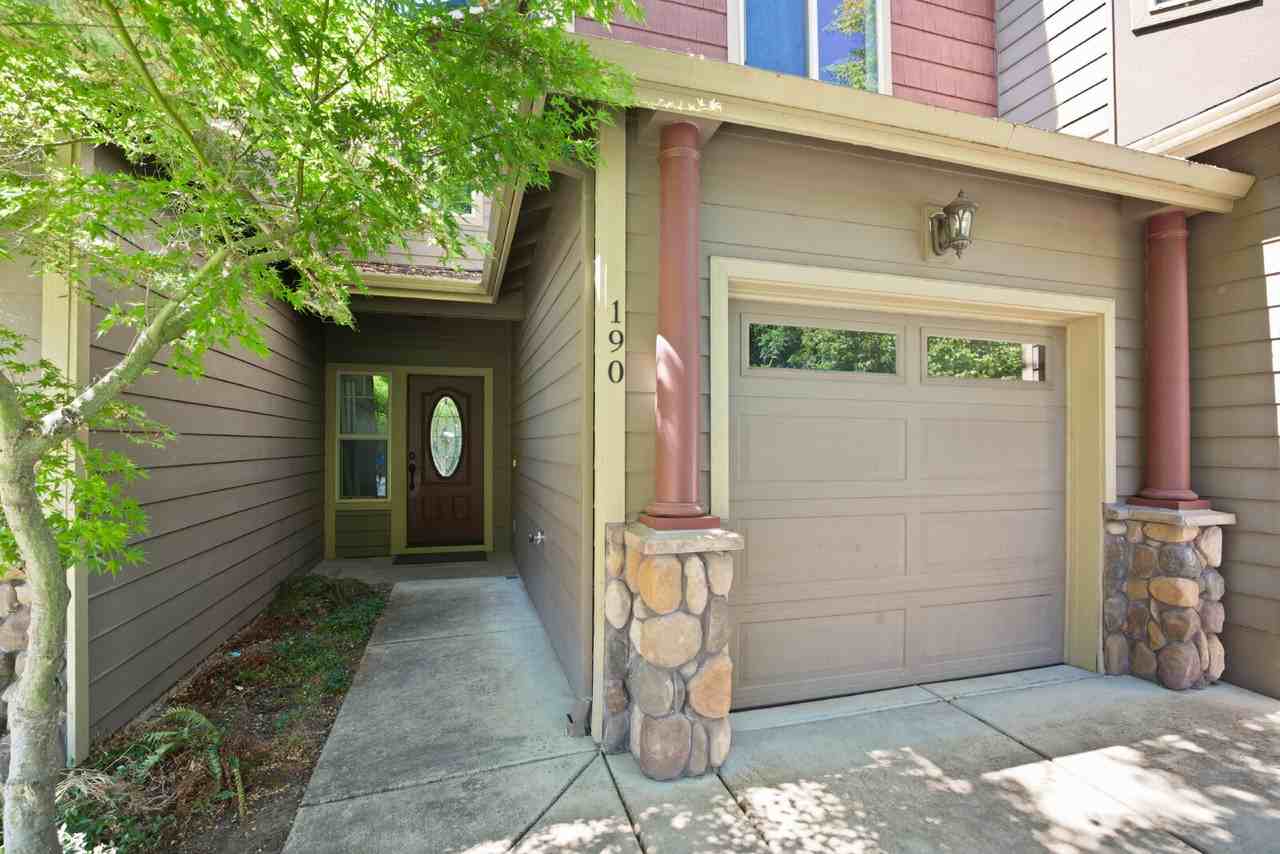 190 Rivers Edge Drive - Photo 2 of 22