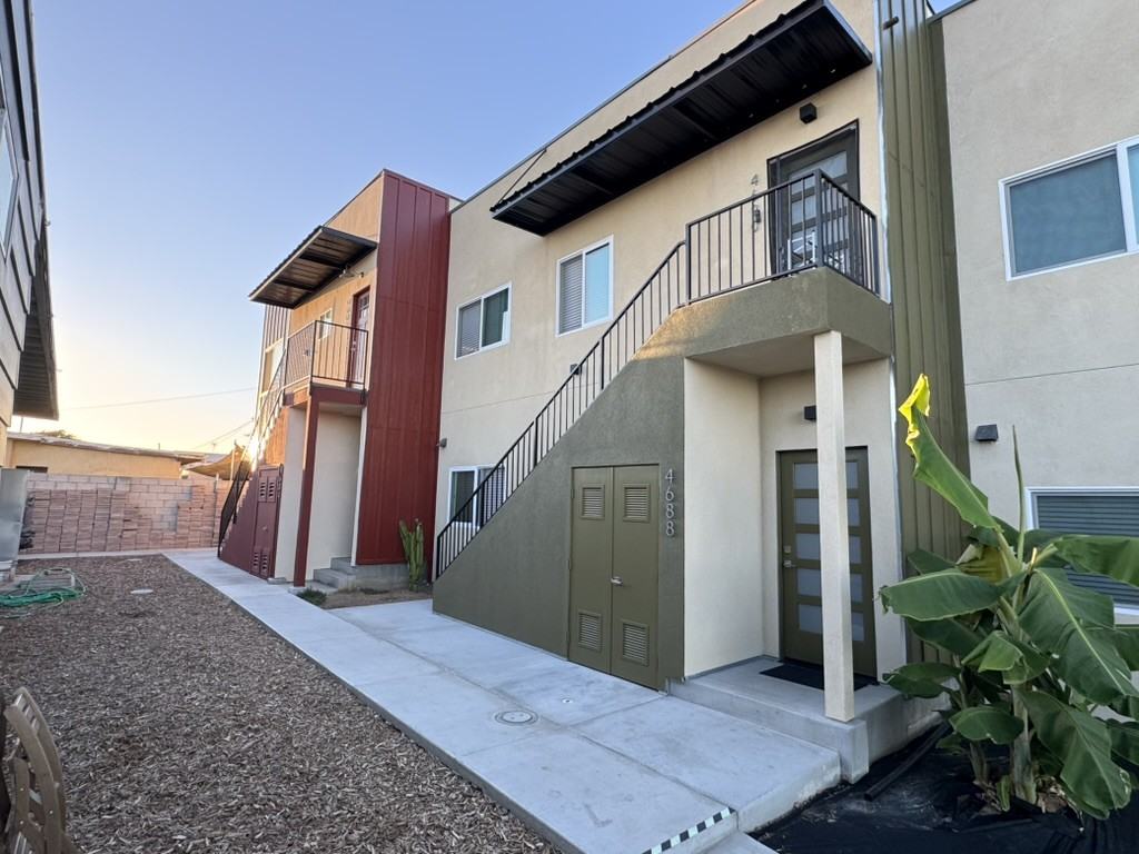 4684 Craigie Street - Photo 2 of 15