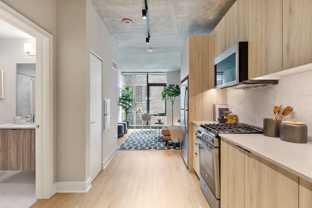 352 S Aberdeen St - Photo 1 of 1