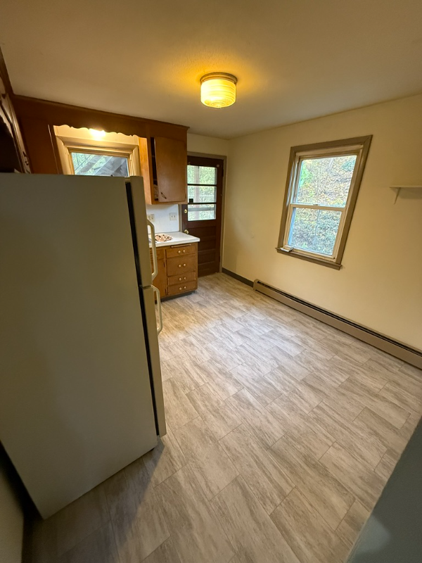 372 Park Street #6 - Photo 3 of 12