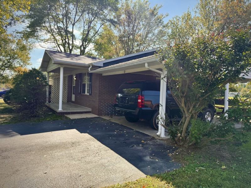 597 Bluebird Dr - Photo 3 of 30