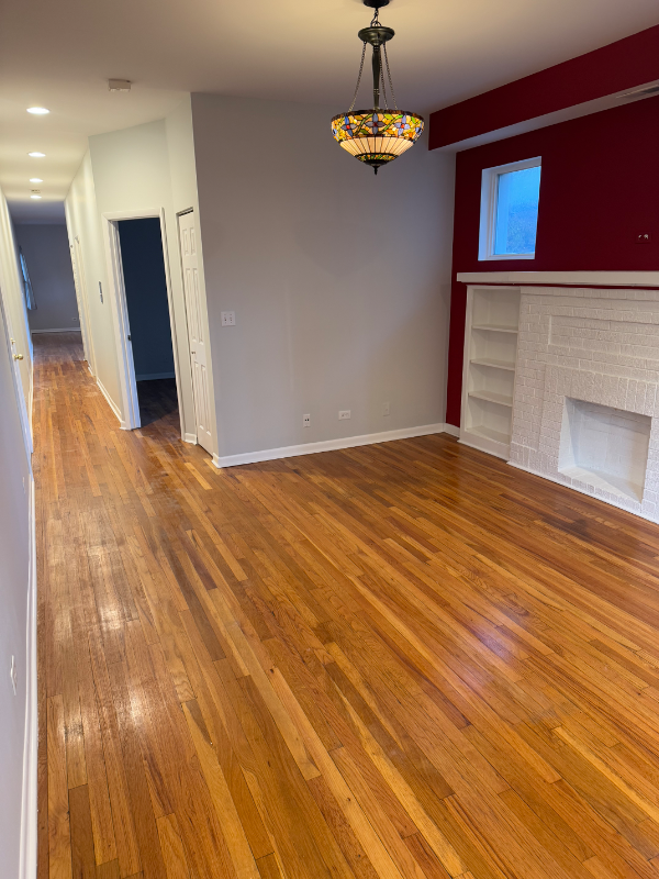 3816 W Ainslie St #1 - Photo 2 of 10