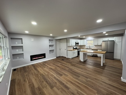 212 Simmons Dr - Photo 3 of 20