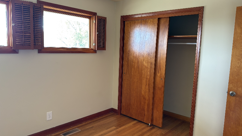 532 Bays View Rd - Photo 5 of 20