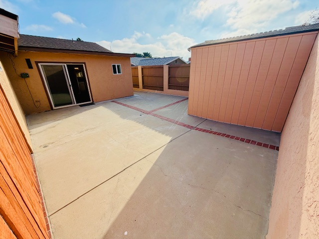 300Th Block E. Emerson Street - Photo 5 of 7