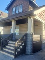 featured image of 11806 Farringdon Ave