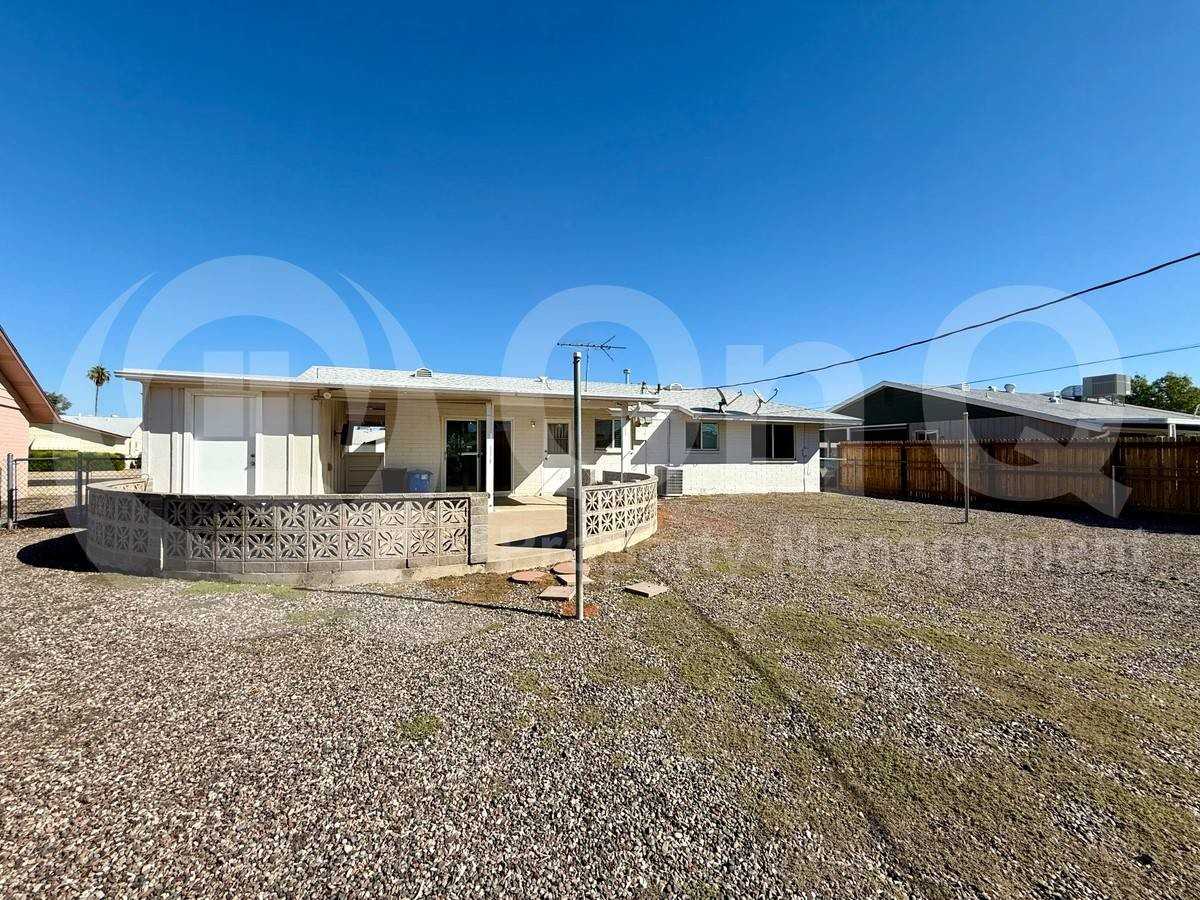 10247 West El Dorado Drive - Photo 5 of 10