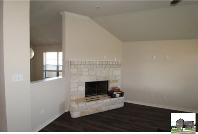 2517 Nolan Creek St - Photo 2 of 10