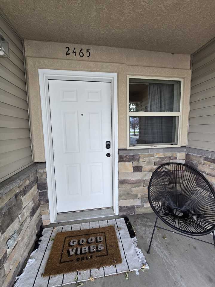 2465 Theresea Ln #2465 - Photo 2 of 22