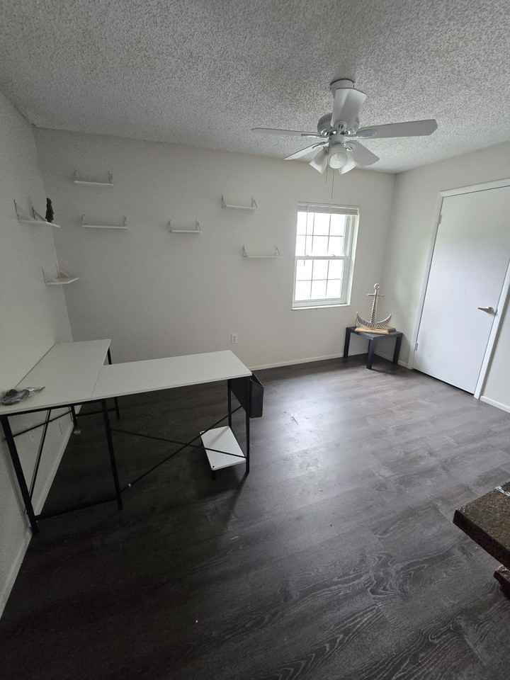 3638 Dovetail Ln S #NA - Photo 6 of 13