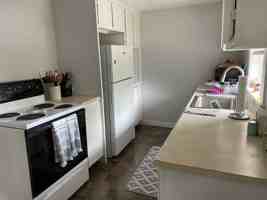 featured image of 9 School St #2