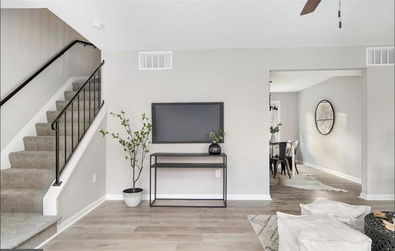 9234 Woodcreek Ct #NA - Photo 6 of 15