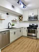 1483 Theresa Dr #B - Photo 1 of 1