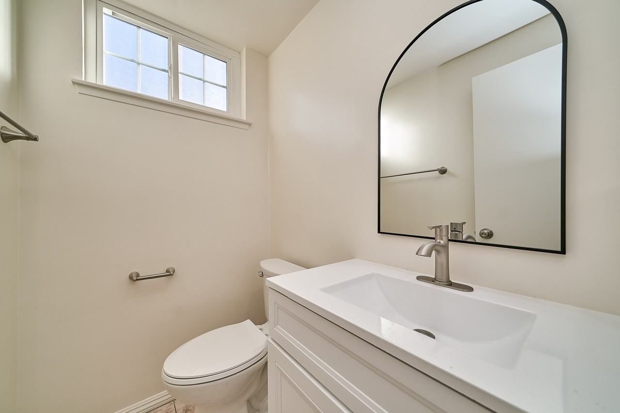 15507 Caulfield Avenue #NA - Photo 6 of 18