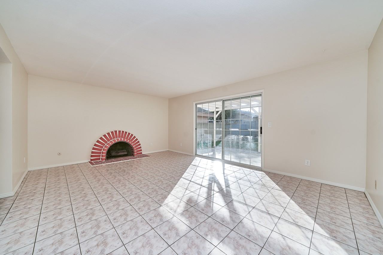 15507 Caulfield Avenue #NA - Photo 7 of 18